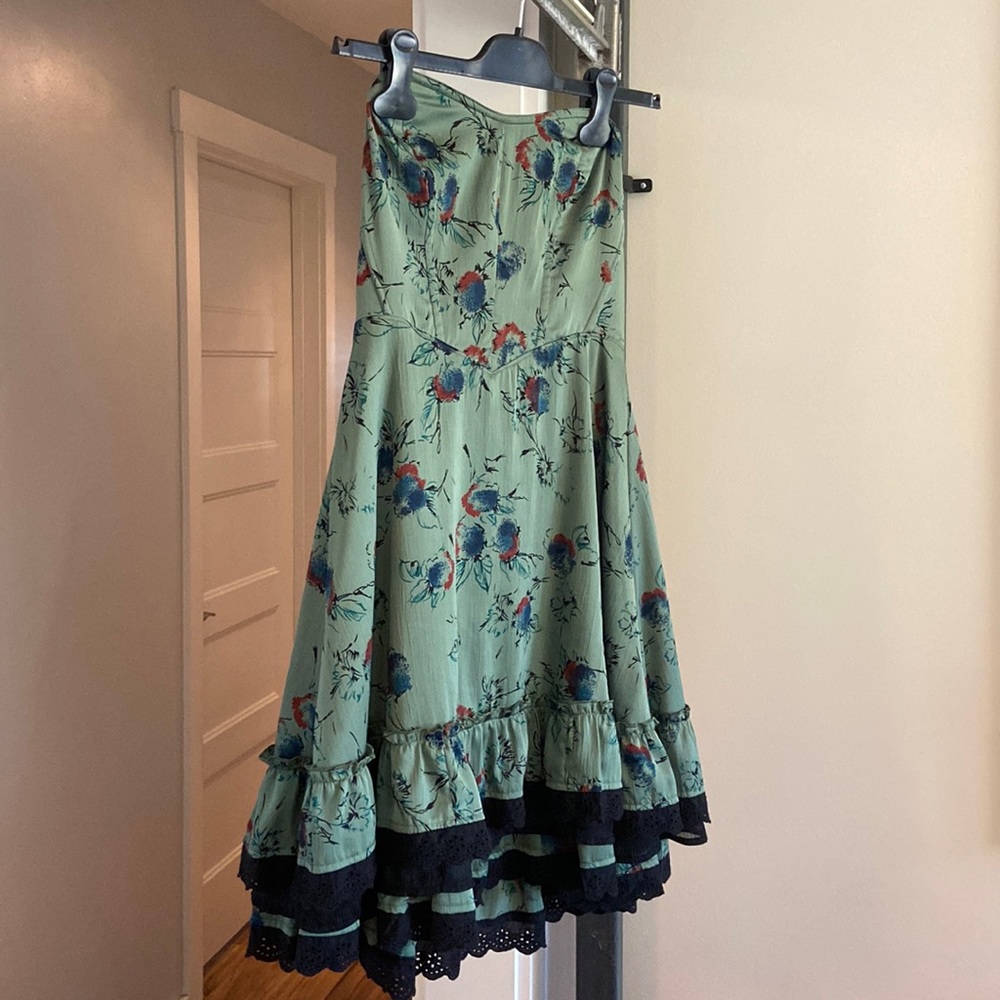 Free People Size 4 Green Silk formal gown with lace hem slight high low dress.